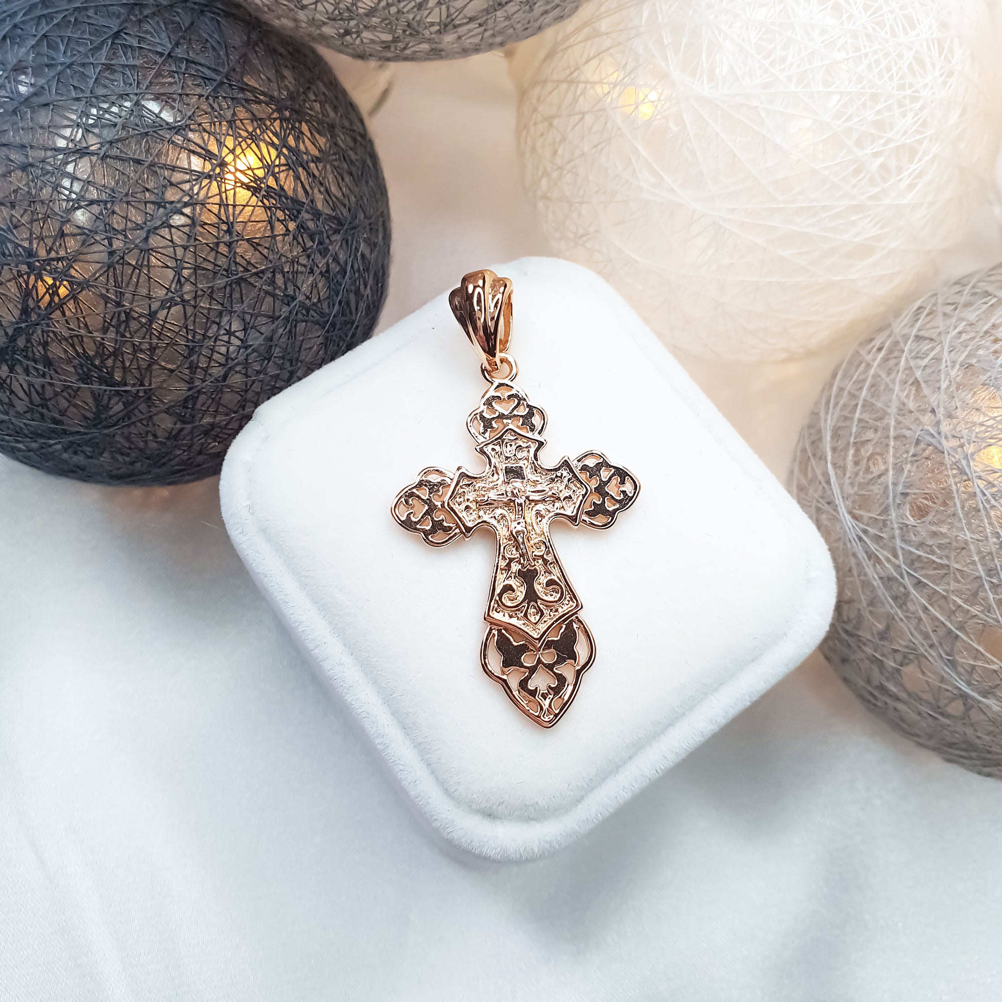 Pareizticīgo krustiņš ar 18k zelta parklājumu 